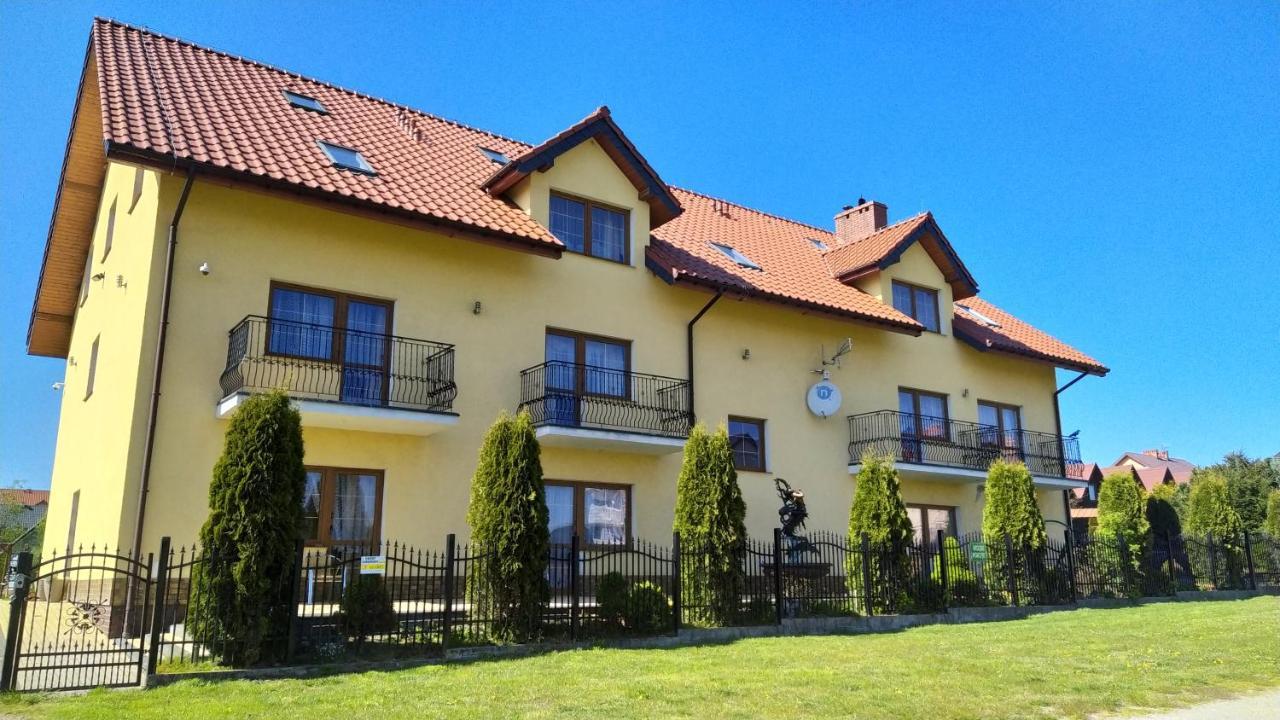 Pokoje Goscinne Orka Jaroslawiec Exterior photo